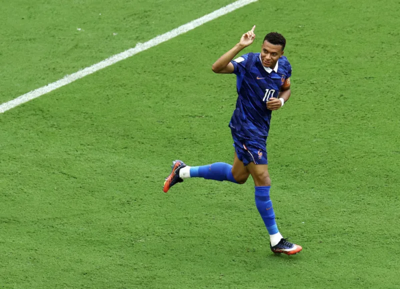 Kylian Mbappé nổi bật bằng tốc độ, hiệu suất ghi bàn và khả năng tỏa sáng trong những trận đấu lớn