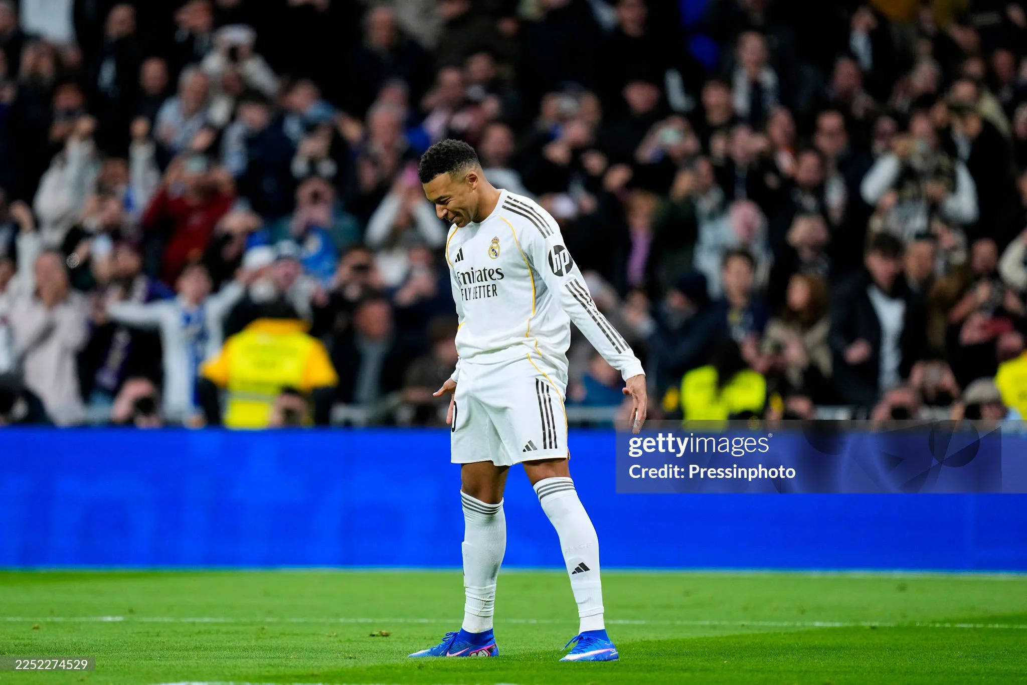 Mbappé bao nhiêu tuổi