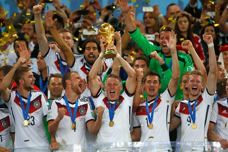 doi tuyen bong da quoc gia duc